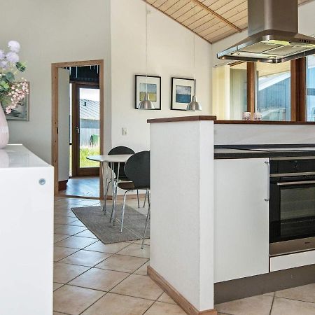 8 Person Holiday Home In Ulfborg Экстерьер фото