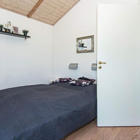 8 Person Holiday Home In Ulfborg Экстерьер фото