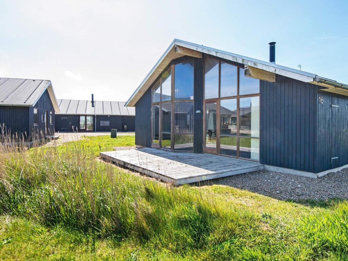 8 Person Holiday Home In Ulfborg Экстерьер фото