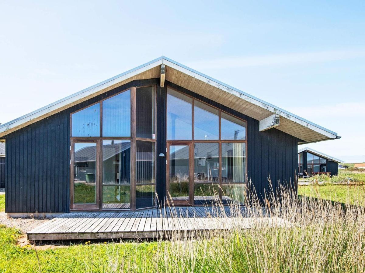8 Person Holiday Home In Ulfborg Экстерьер фото
